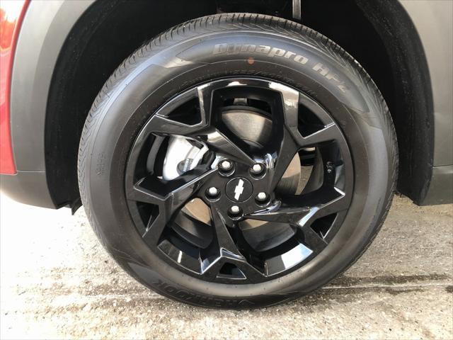Photo of 2025 Crimson Metallic Chevrolet Trax