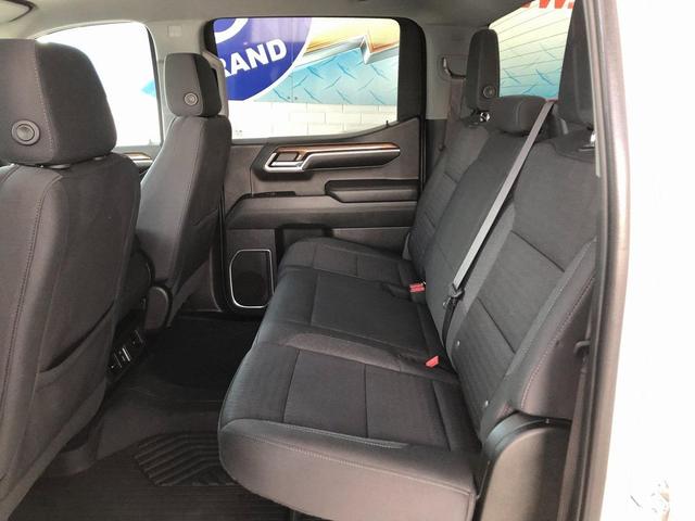 Photo of 2022 Summit White Chevrolet Silverado 1500