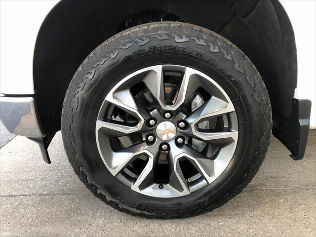 Photo of 2024 Summit White Chevrolet Silverado 1500