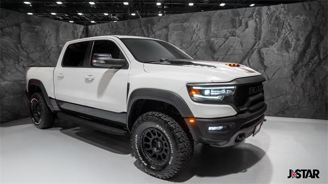 Photo of 2022 Bright White Clearcoat RAM 1500