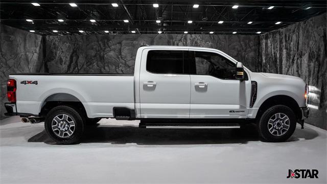 Photo of 2023 Oxford White Ford F-250