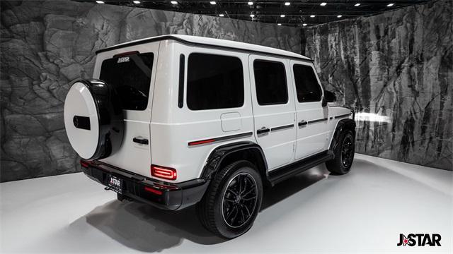 Photo of 2025 White Mercedes-Benz G-Class