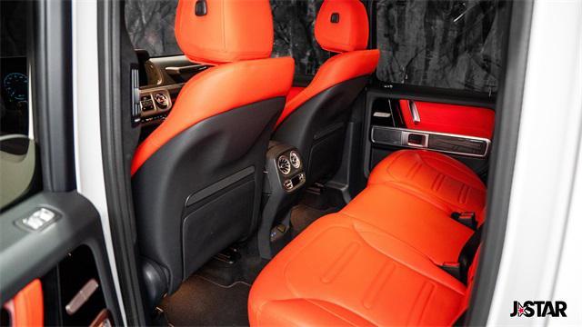 Photo of 2025 White Mercedes-Benz G-Class