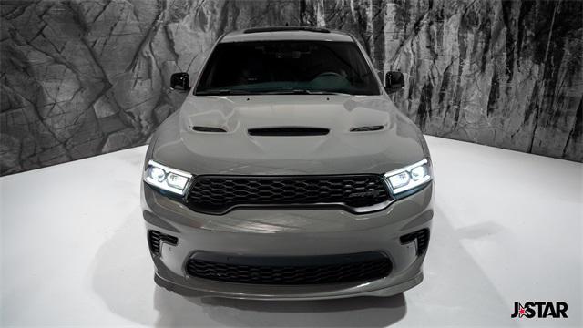 Photo of 2025 Destroyer Gray Clearcoat Dodge Durango