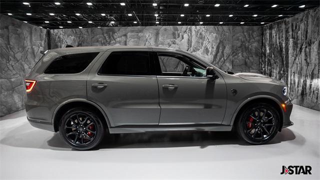 Photo of 2025 Destroyer Gray Clearcoat Dodge Durango