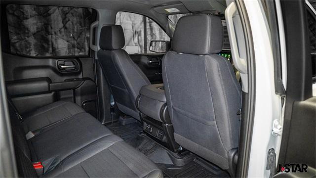Photo of 2024 Summit White GMC Sierra 1500