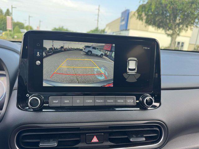 Photo of 2023 Cyber Silver Hyundai KONA