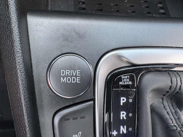Photo of 2023 Cyber Silver Hyundai KONA