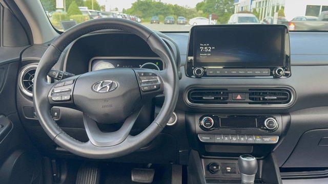 Photo of 2023 Cyber Silver Hyundai KONA