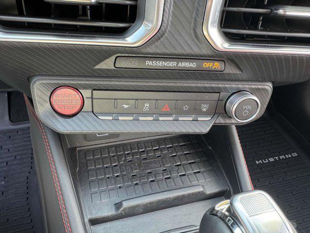 Photo of 2024 Iconic Silver Metallic Ford Mustang