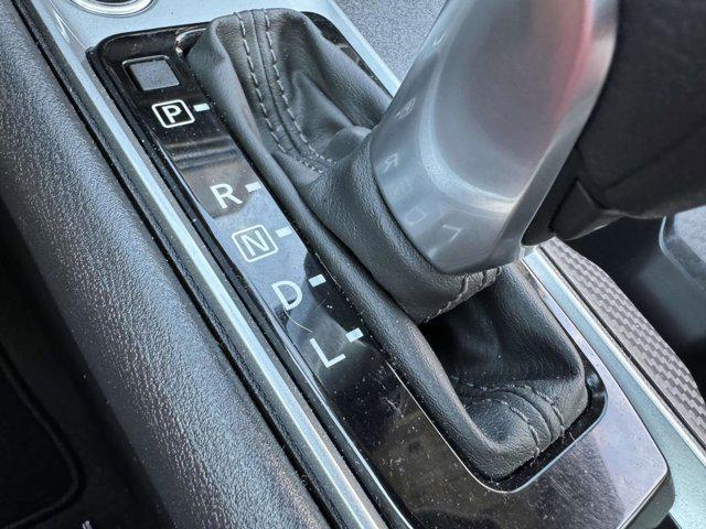 Photo of 2025 Glacier White Nissan Altima