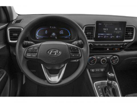 Photo of 2025 Lunar White Hyundai VENUE