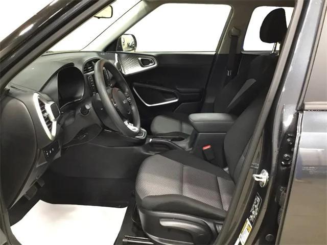 Photo of 2024 Gravity Gray Kia Soul