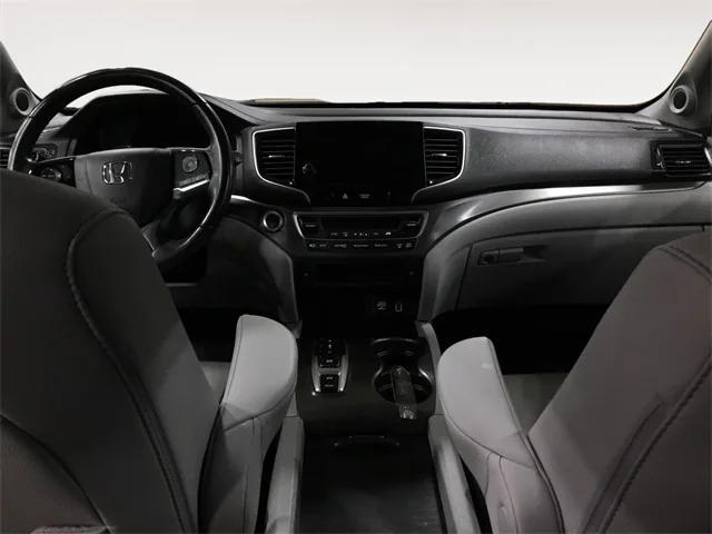 Photo of 2021 Obsidian Blue Pearl Honda Pilot