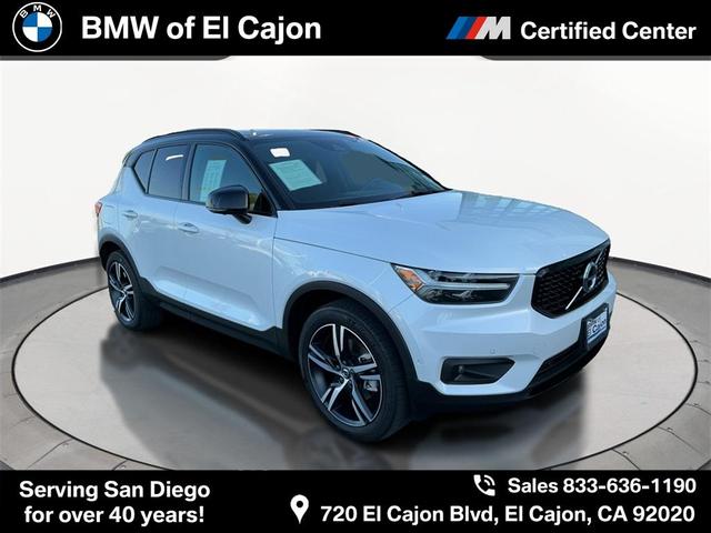 2022 Volvo XC40