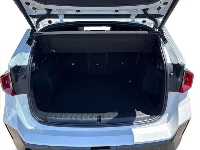Photo of 2023 Mineral White Metallic BMW X1