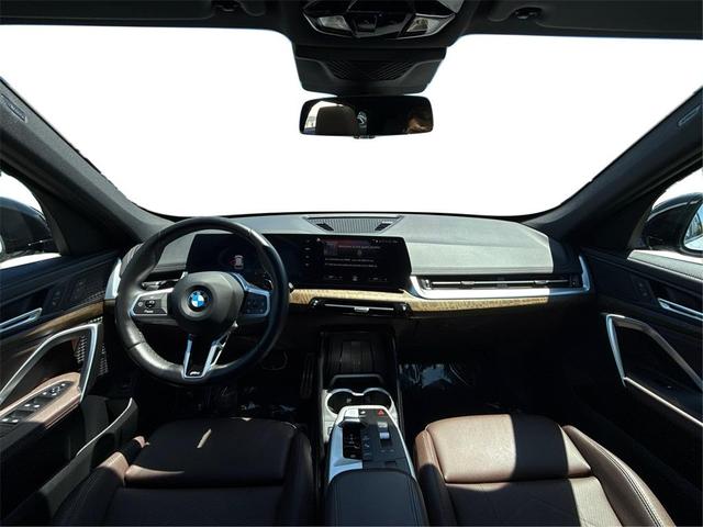 Photo of 2023 Mineral White Metallic BMW X1