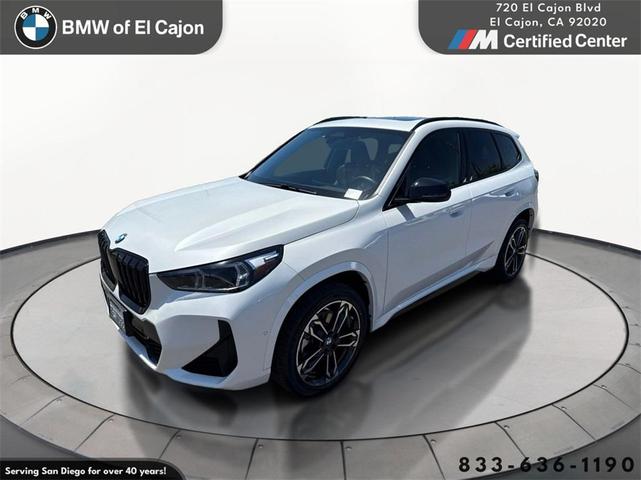 Photo of 2023 Mineral White Metallic BMW X1