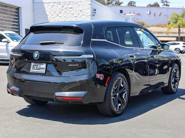 Photo of 2025 Black Sapphire Metallic BMW iX