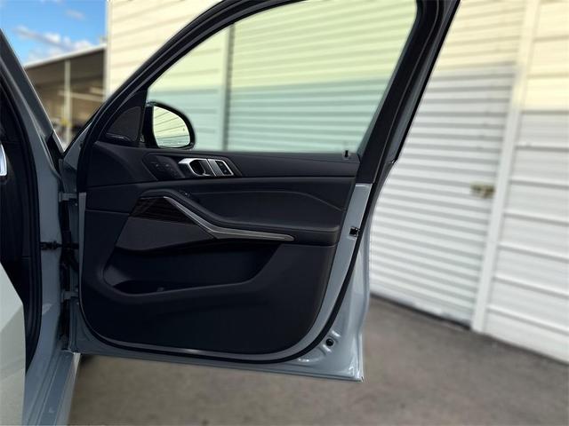 Photo of 2026 Brooklyn Gray Metallic BMW X5