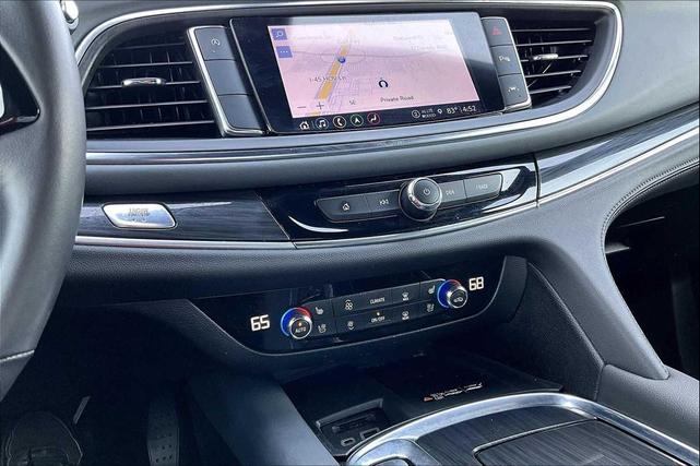 Photo of 2024 White Frost Tricoat Buick Enclave