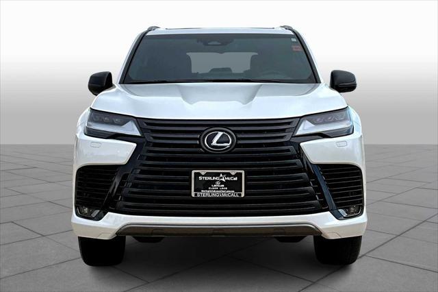 Photo of 2025 Eminent White Pearl Lexus LX 700h