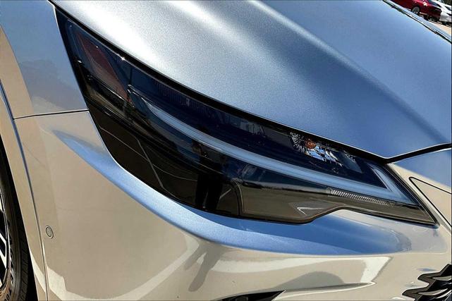 Photo of 2023 Iridium Lexus RX 350