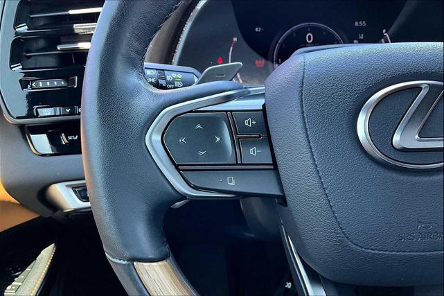 Photo of 2023 Iridium Lexus RX 350