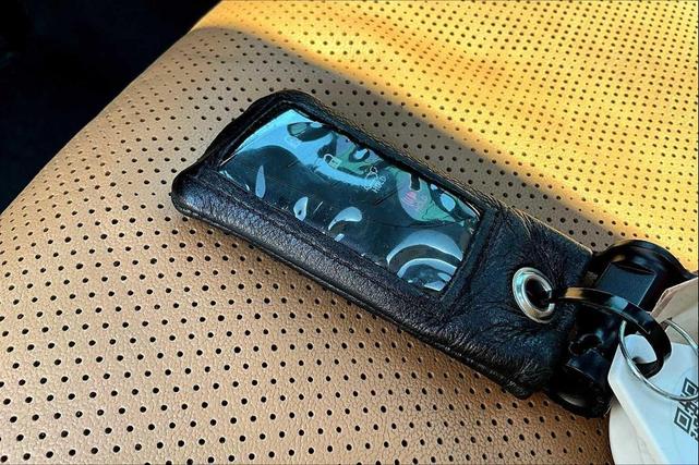 Photo of 2023 Iridium Lexus RX 350