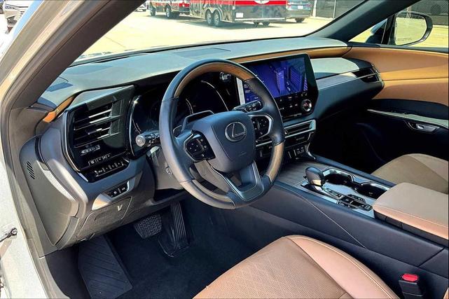 Photo of 2023 Iridium Lexus RX 350
