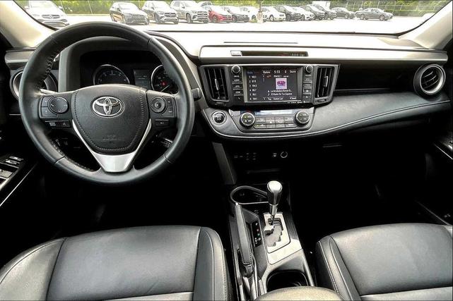 Photo of 2018 Black Toyota RAV4