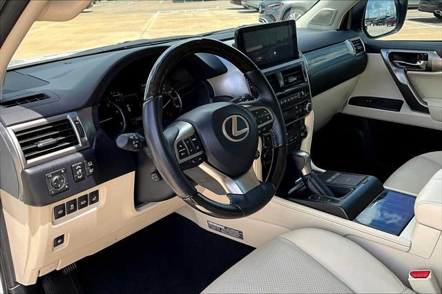 Photo of 2023 Eminent White Pearl Lexus GX 460