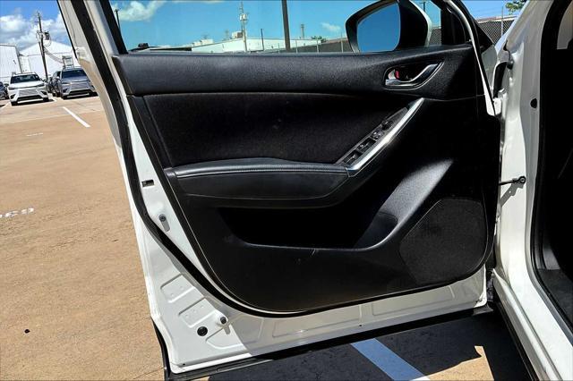Photo of 2016 Crystal White Pearl Mica Mazda CX-5