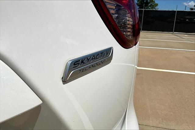 Photo of 2016 Crystal White Pearl Mica Mazda CX-5