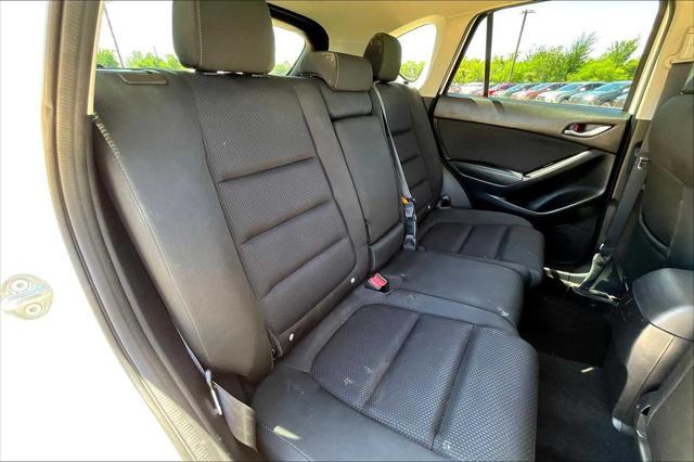 Photo of 2016 Crystal White Pearl Mica Mazda CX-5