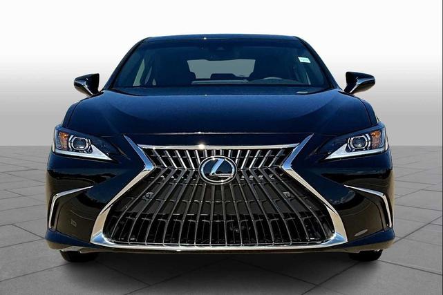 Photo of 2025  Lexus ES 300h