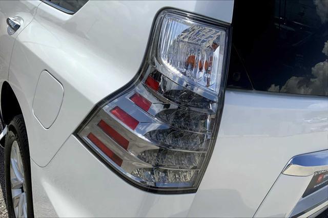 Photo of 2022 Starfire Pearl Lexus GX 460