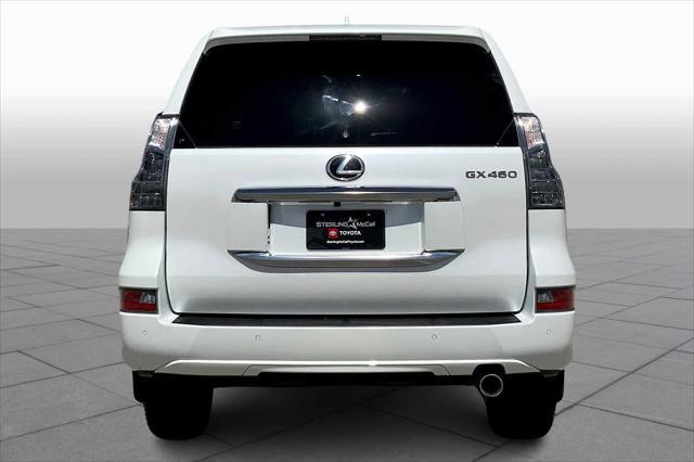Photo of 2022 Starfire Pearl Lexus GX 460