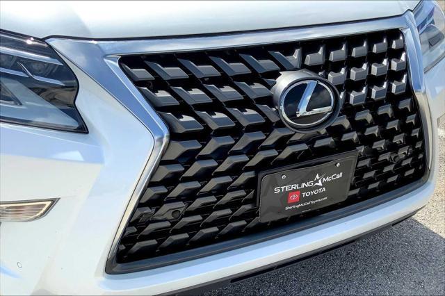 Photo of 2022 Starfire Pearl Lexus GX 460