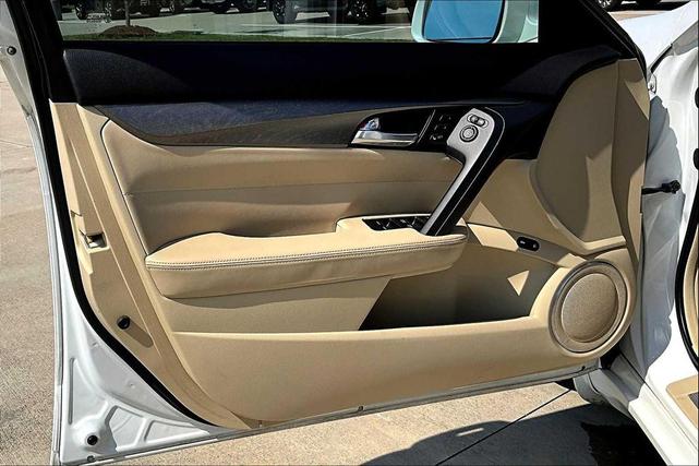 Photo of 2014 Bellanova White Pearl Acura TL