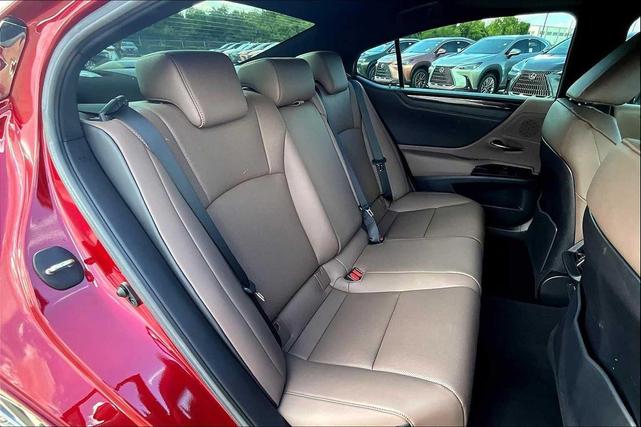 Photo of 2023 Matador Red Mica Lexus ES 350