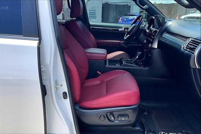 Photo of 2023 Eminent White Pearl Lexus GX 460