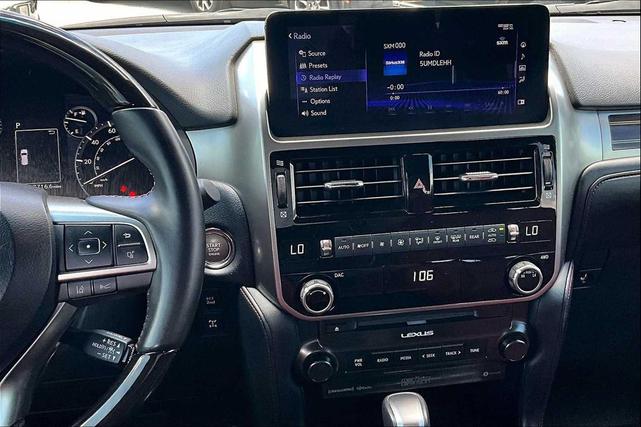 Photo of 2023 Eminent White Pearl Lexus GX 460
