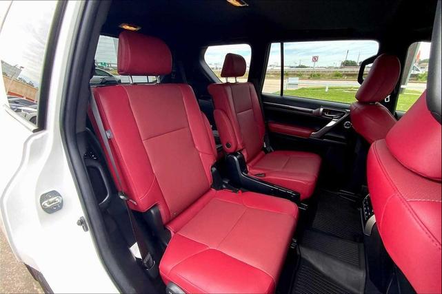 Photo of 2023 Eminent White Pearl Lexus GX 460