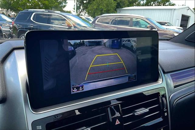 Photo of 2023 Eminent White Pearl Lexus GX 460