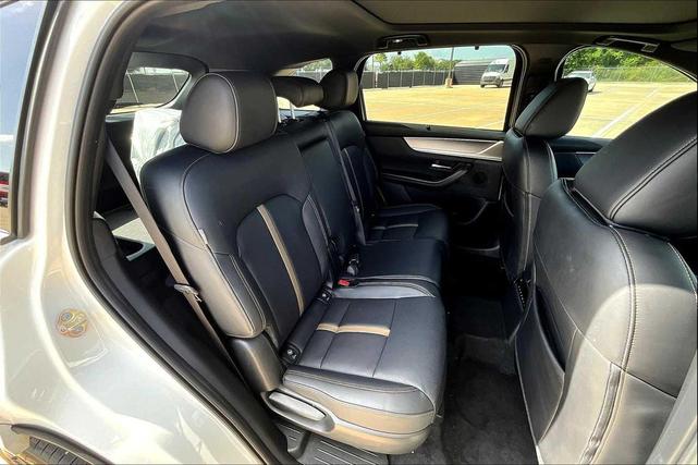 Photo of 2025 Rhodium White Premium Mazda CX-70