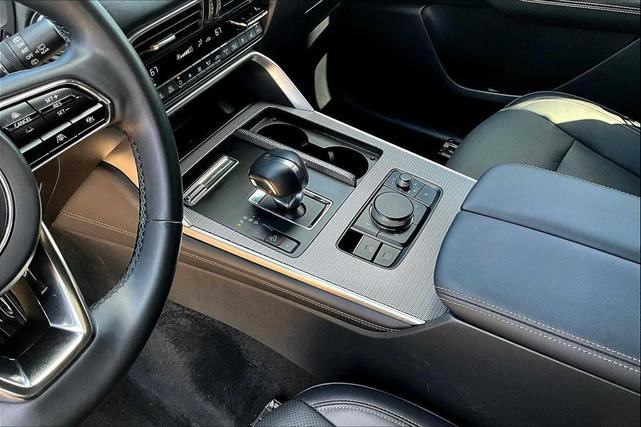 Photo of 2025 Rhodium White Premium Mazda CX-70