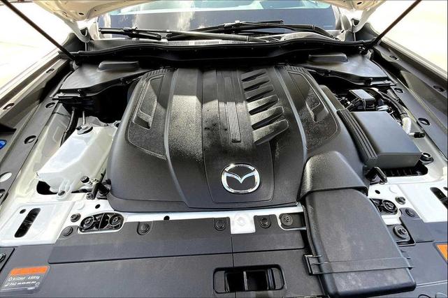 Photo of 2025 Rhodium White Premium Mazda CX-70