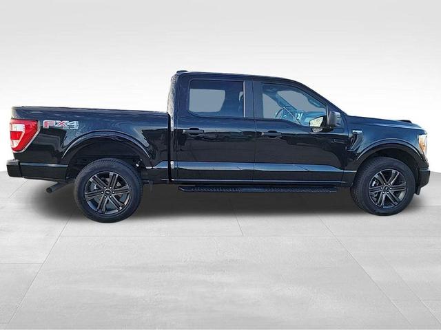 Photo of 2021 Black Ford F-150