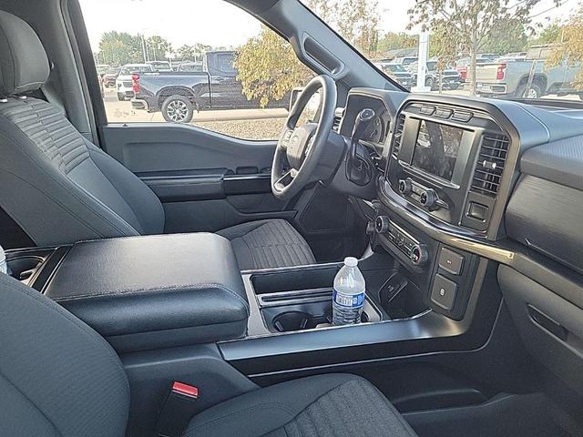 Photo of 2021 Black Ford F-150
